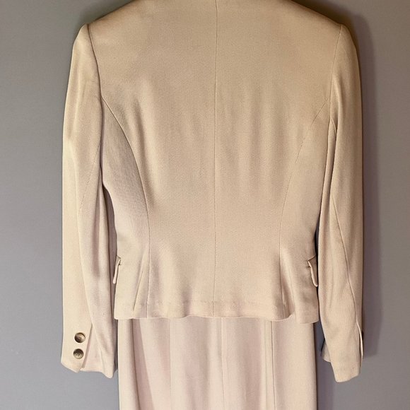 Classic Mexx Suit - Picture 3 of 11